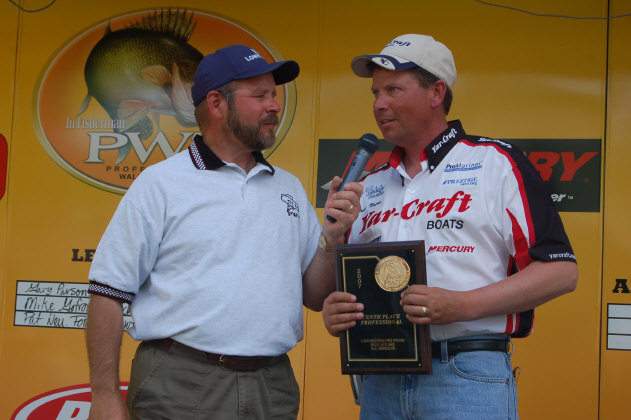 C3C3B551-153F-434E-B593-AA6BF360DB48