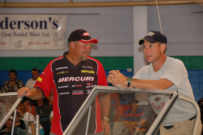 7E0CA867-ABC2-4E98-98BA-66F0AD749393