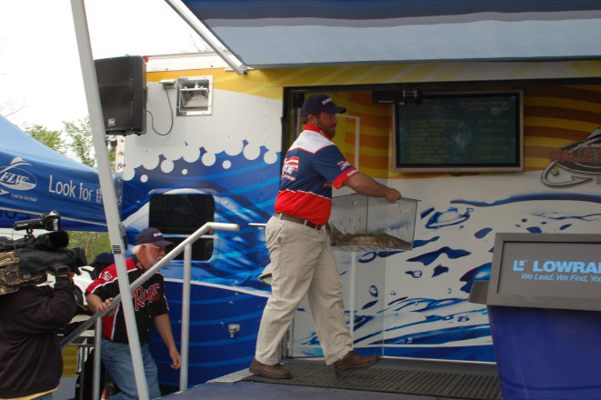 31834A5D-14A4-4127-BA10-7CA9B1A724F6