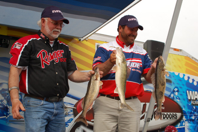 2E2D96BA-9511-44B3-95BF-4A00513F5C75