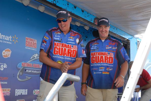 E103D9CB-06D3-4647-BE1C-17C7D51DB4DE