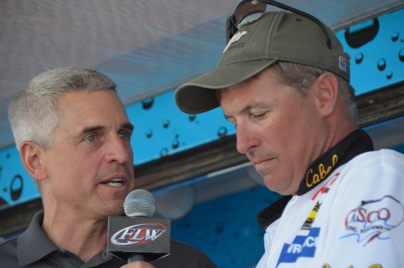 F64D1AC0-CBA0-4357-82C3-DD3425AEF12F