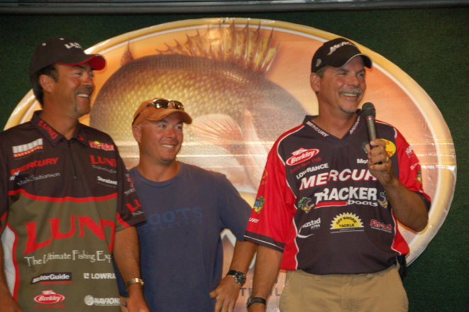 2D9B2E22-7E1A-49DD-80A8-BFA9EE27DBC1