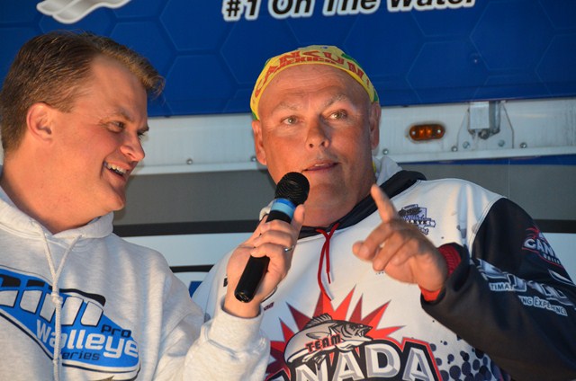 01D93869-9757-45EF-A765-C01B7417835A