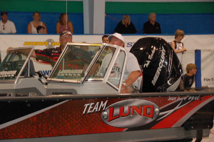 D0B0548B-81A1-4B3B-9DE5-DFF89D92809E