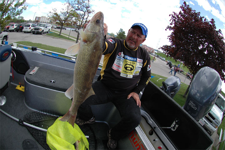 817A314E-687B-4AD6-9A87-F7132C6F1DA4