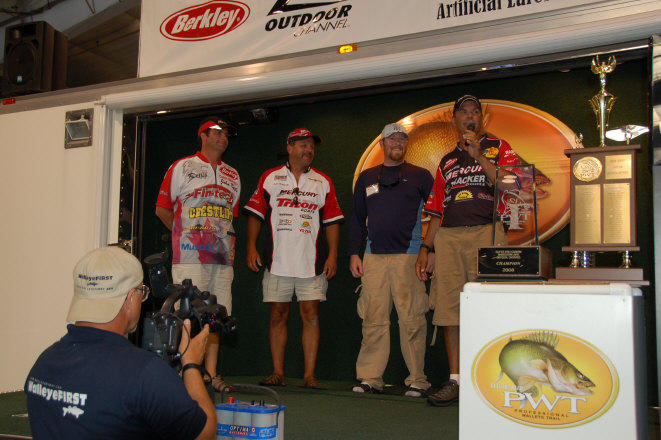 BE43D198-C9E0-44EA-AB73-D25390A11167