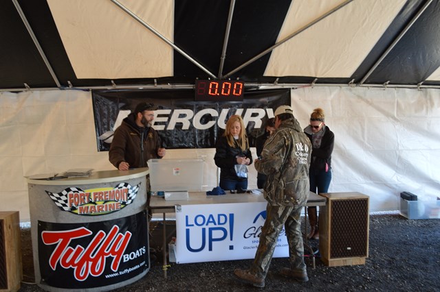 ABCB8957-DBB2-403D-9776-422E5C8E801C