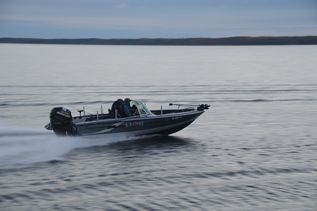 AF7455F0-5BA9-438A-9FB6-83856327FC97