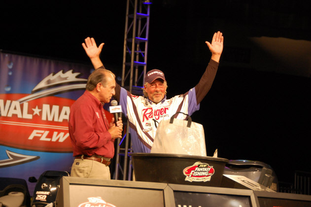 E10A41E9-85F3-41C2-8778-087B5B69518A