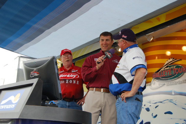 D5E189A3-DBE3-4536-808F-001FAA6F86BB