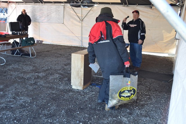 838048AD-ECE9-43D9-AE18-D76AE89B2B80