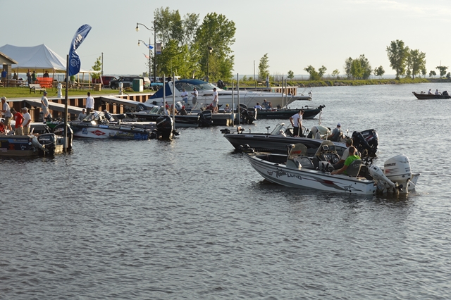 85049F87-24BD-41F9-9EF4-AAC2E384D3FA