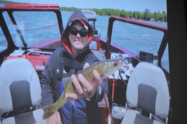 46CF4E49-8ED2-42DC-975F-67FD1CF8CB7C