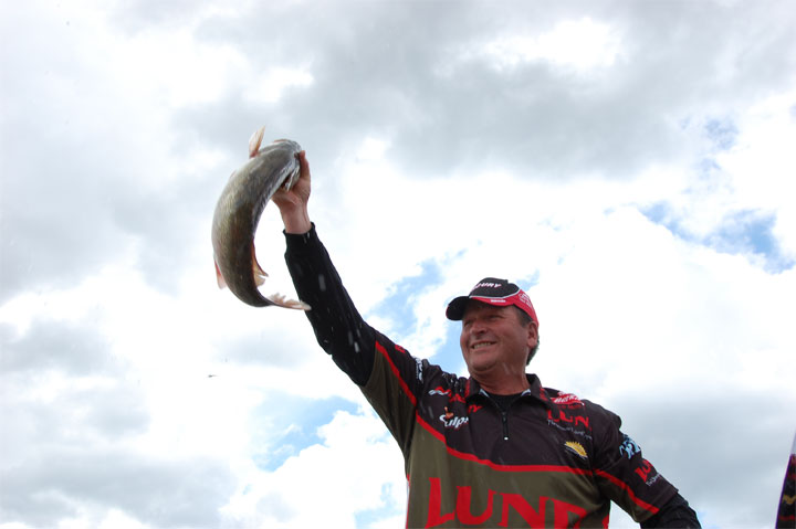 4E60DCF0-8A2F-44F3-8ADF-77847A3E7EB8