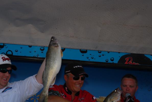 6B259BE2-42B5-4EDE-B9F8-DD94015455EB