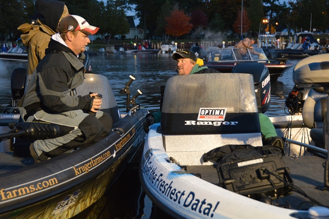 43B8ADB2-0307-47C8-B464-D1FD638ACBF8