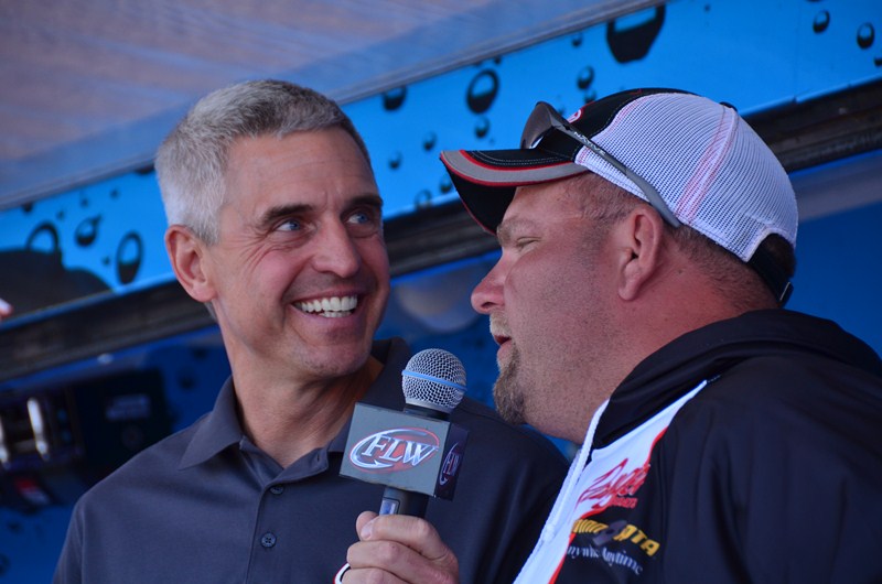 FCD3DCF6-AF61-48C4-9F68-16B7EA44E376