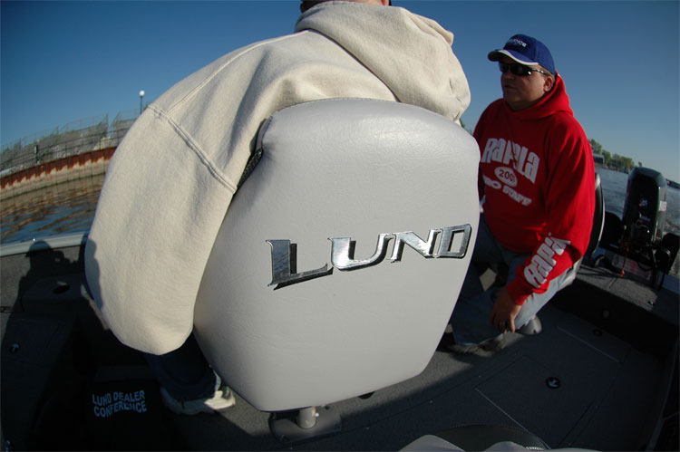 1C064B28-FA21-4944-86AD-A38A8076946E