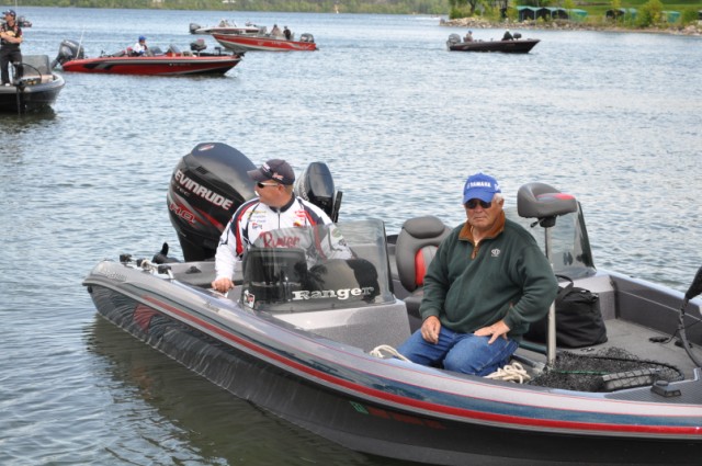 E76FE366-2CCA-4B3F-95BB-7761214D0052