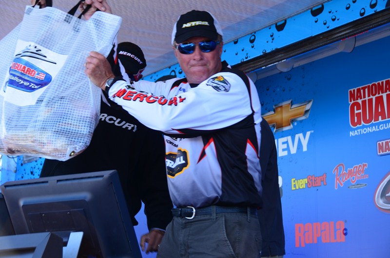 4F150927-873D-4D6F-8A8C-E6D59B9B1348