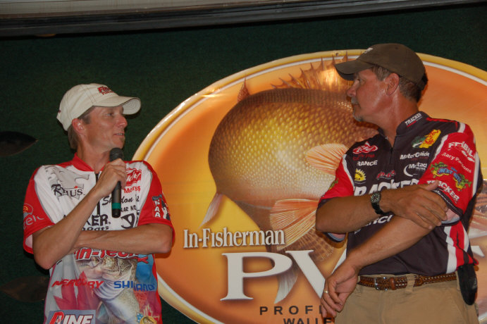 0B40F17A-C67E-457B-A5D2-0ADEF4F90469