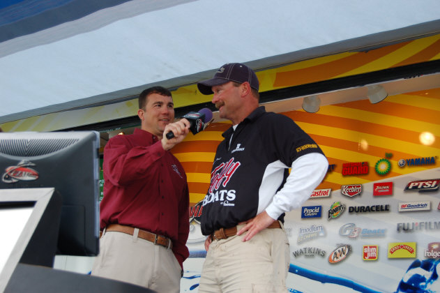 00405BF8-C129-4E7E-91ED-686B99205E1C