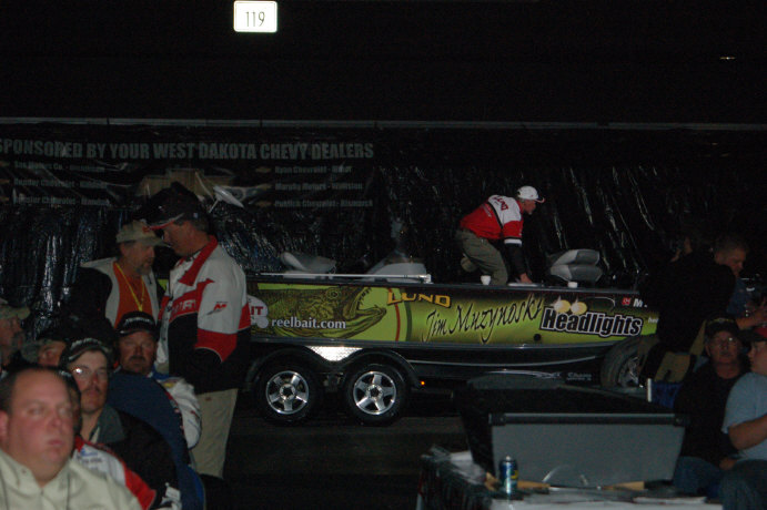 64AF7A3B-65F9-4F12-B268-05C35D25A2C9