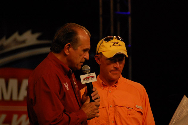 211B30A3-B417-41D1-90BB-025BB7273AB8