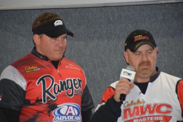 F0828CDF-48B1-48D1-873E-BDB3DEAC0E3C