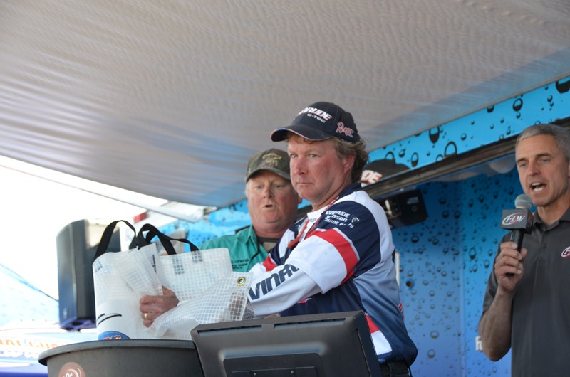 0BEBA63B-CED6-464E-9A76-8752E257B9A7