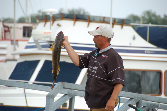 1BA8F1FE-A40C-4480-9F51-E341BECA4C89