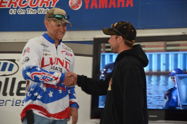 FD0FDD68-6AFA-485A-B77B-E8F965675232