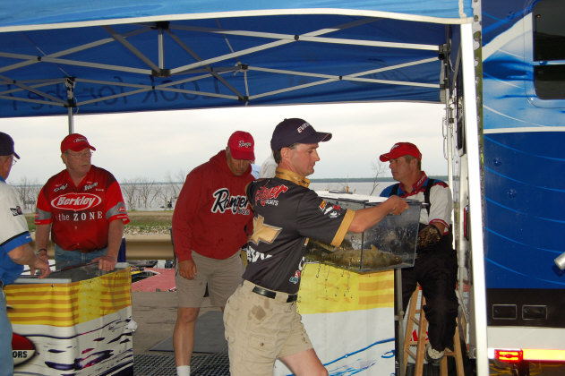 525CC01C-D0B4-4FB2-A1B3-1A9D456DD20C