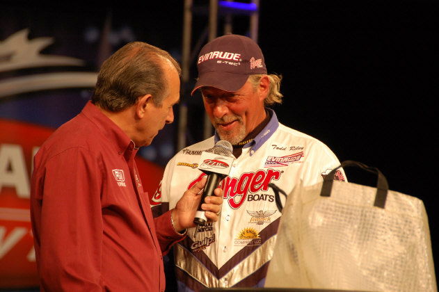 8229E177-AF54-4CCB-B35D-E874D7D6C5DC