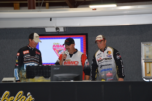 004E00A1-2391-4919-A5D4-1529C92B76C9