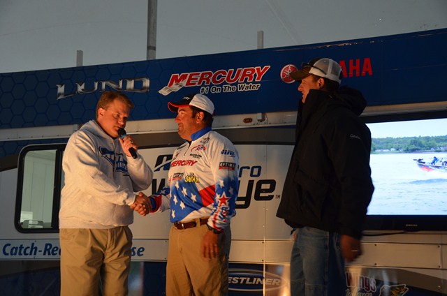 0FC06D05-63E7-4E25-81D3-F3CC4D53C84A