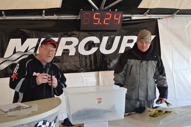 EDF3BC8E-7274-4D0C-94F9-E57CC96663EF