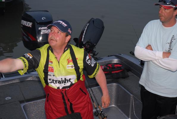 9B0AEA2D-0135-4A0E-B8C6-6AB9DFC4D3AC