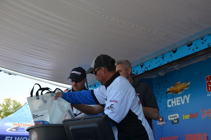 9B1B47F3-DCDD-42B5-B3ED-C9372CD6963F