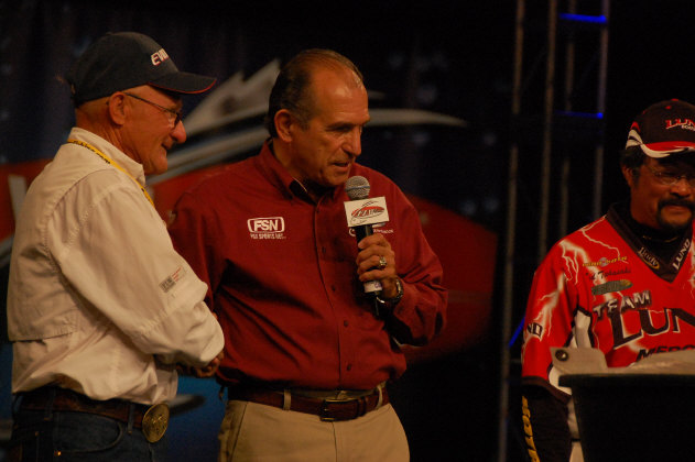 E2DCACE4-8A46-4598-B78E-4EE547F430E6