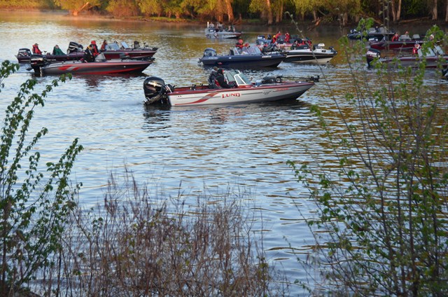 6B590195-0F48-47E5-8D09-E39B34030E8A