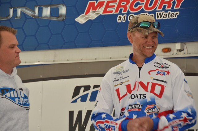 5B953491-83C9-4EC8-BE18-08193EC9C066