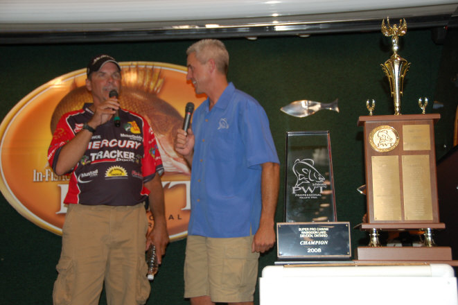 08396123-CAC3-432F-8F3D-418E6913D053