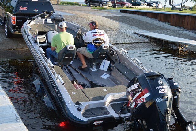 A0EE47F8-21DD-4DD3-9642-662DCBB65E13