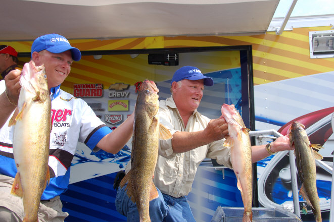 F128F996-9F88-418D-A6D5-C26D2D525363