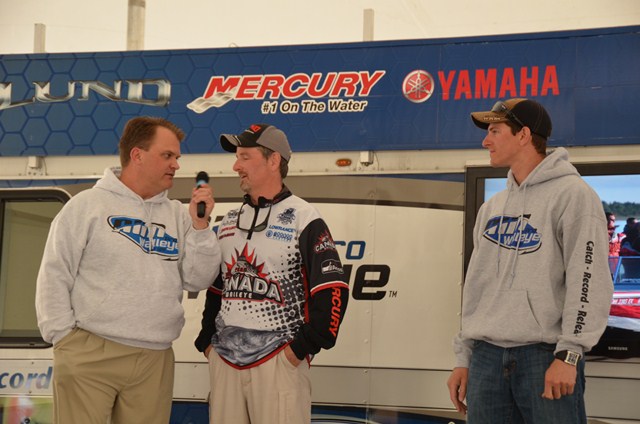 70677DFE-18CB-452A-AF9F-03A7157A2F8C