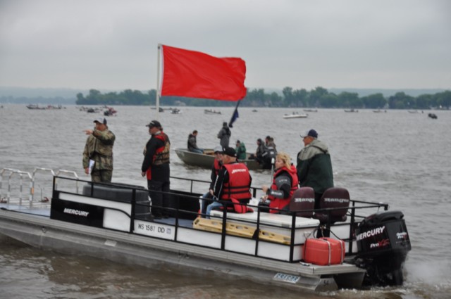 EB7906F4-A614-4D68-A8B5-1C9023427555