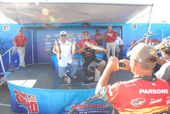 1A7282A5-4671-40FE-A406-BC3DFD7E7778