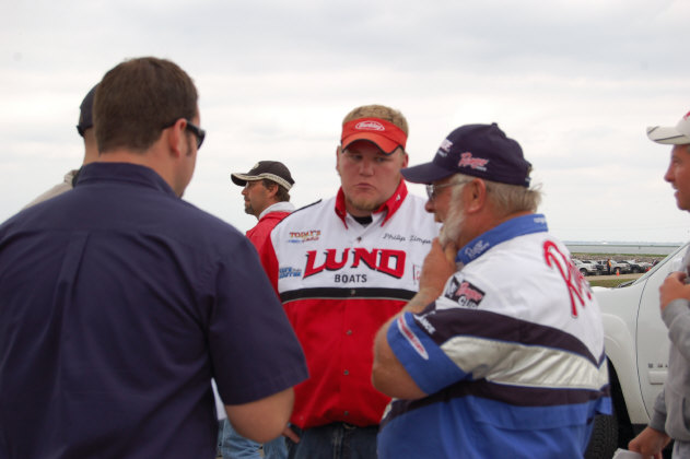 803E32C9-95F3-4312-8B54-A061331D3496